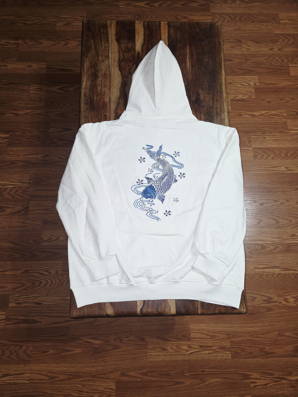 NIEPCE Men’s Embroidered Blue "Koi Fish" White Pullover Hoodie. Size X-Large